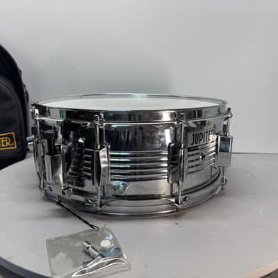 Jupiter Student Steel Snare Drum 14x5.5 Kit Snare with Soft Case Hardware image 3