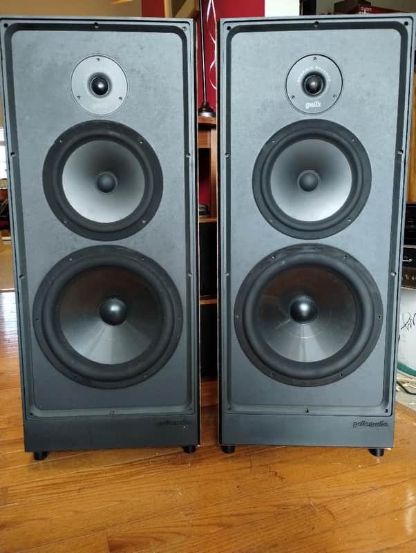 Polk S10 speakers in excellent condition - 1990's image 1