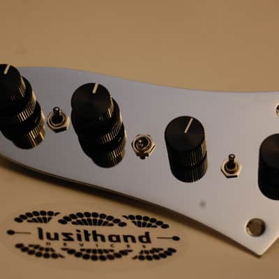 Lusithand Devices 800 JP on board bass preamp Jazz plate mounted  - Chrome image 1