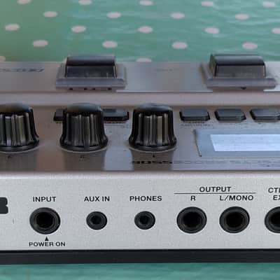 Boss GT1B pédale multi effets pour basse avec interface audio et looper intégré. image 1