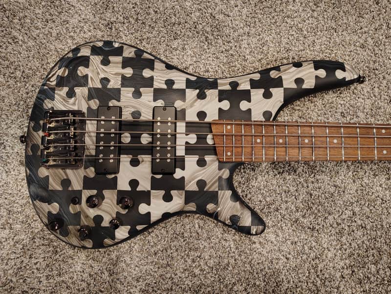 Ibanez SR300E