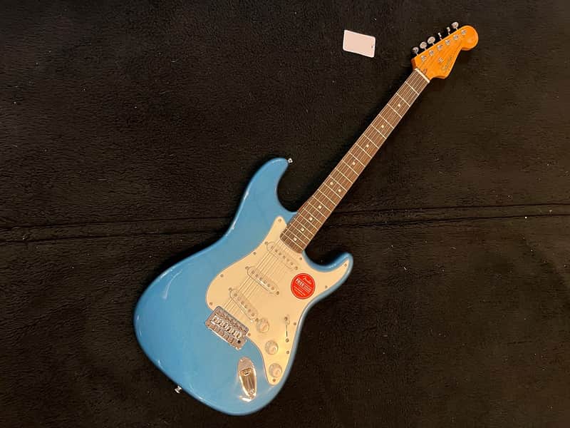 Squier Classic Vibe '60s Stratocaster Laurel fretboard Lake Placid Blue #ISSI21002256 (7 lbs. 9.7 oz.) image 1