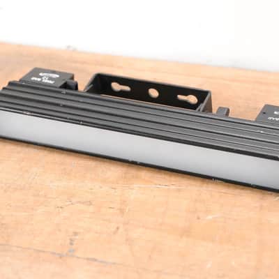 Elation Pixel Bar 12 LED Fixture (12 LEDs) CG01MAZ image 1