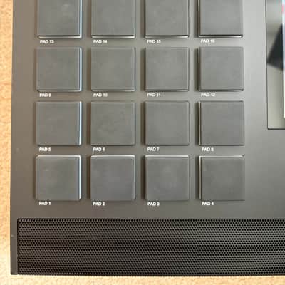 Akai MPC Live II Standalone Sampler / Sequencer 2020 - Present Black image 8