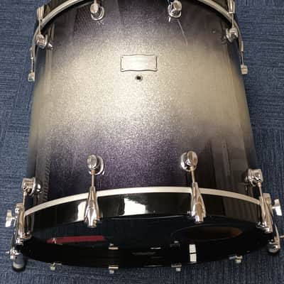 Mapex Saturn 22″ x 20″ Bass Drum In Galaxy Burst Glitter image 4