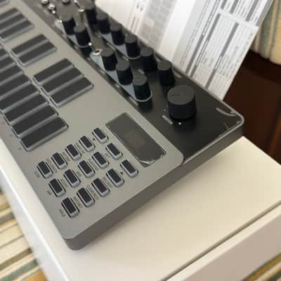 DONNER B1 - IN LIKE NEW CONDITION! image 4