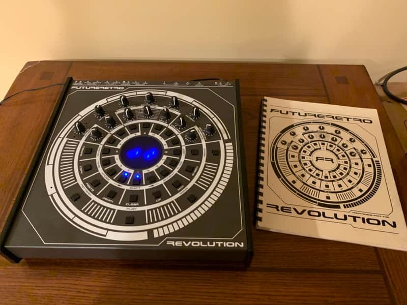 Future Retro Revolution R2 MK2 TB-303 Analog Synthesizer Gray | Reverb