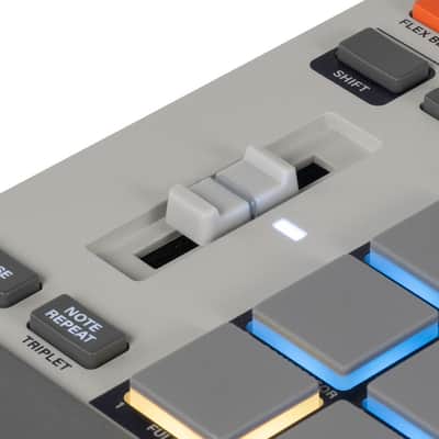 Akai Professional MPC Sample, Sampler, Sequencer, and Effects Processor [Three Wave Music] image 11