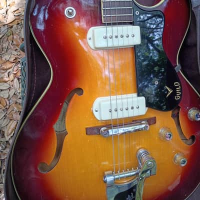 Guild T-100D 1963 Sunburst with P90 pickups video image 2