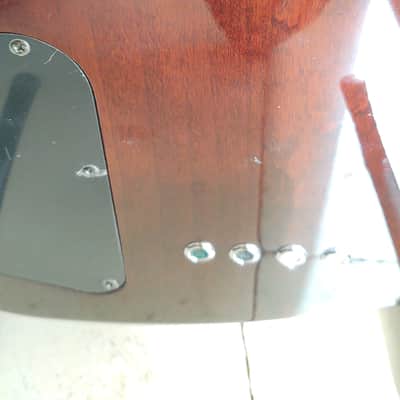 Fender Jazz Bass Deluxe Series 24 Fret MIK Korea Cherry Sunburst, Quilted Maple top.   90's Sunburst image 10