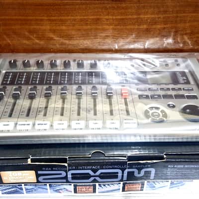 Zoom R24 Mint Condition image 1