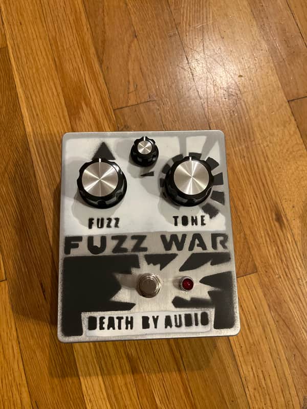 Death By Audio Fuzz War