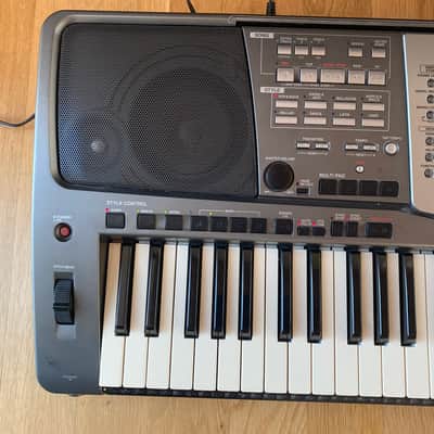 Yamaha PSR 1000 keyboard workstation image 2