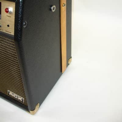 Behringer ULTRACOUSTIC ACX1000 2x60W Acoustic Guitar Amp image 8