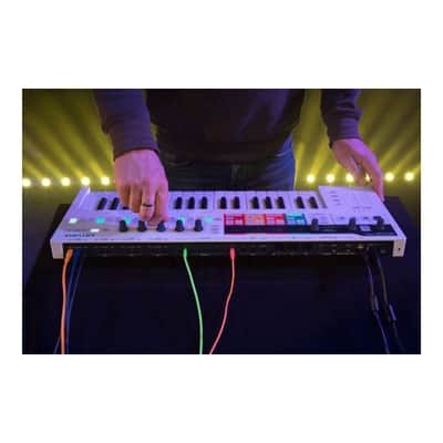 Arturia KeyStep Pro 37-Key Controller/Sequencer USB/MIDI/CV Keyboard Controller image 5