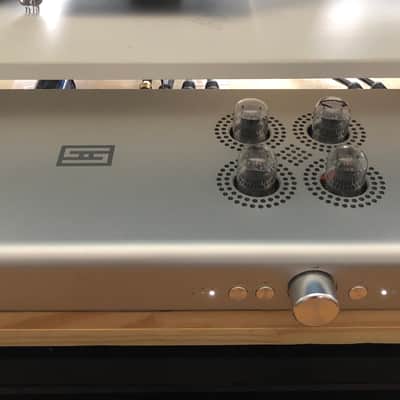 Schiit Freya  silver image 1