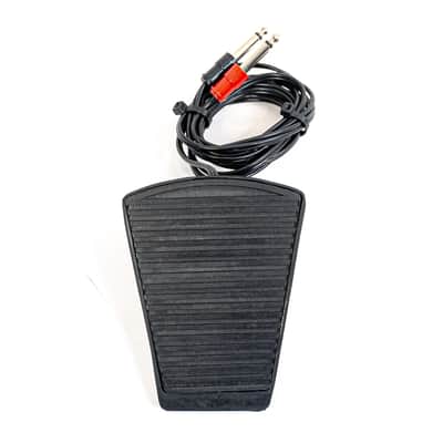 Mica SW-3 Footswitch – Vintage Tremolo & Reverb Control With Dual 1/4” Plugs image 6