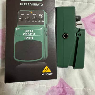 Behringer UV300 Ultra Vibrato Pedal with Modest Mike SLOW MOD image 5