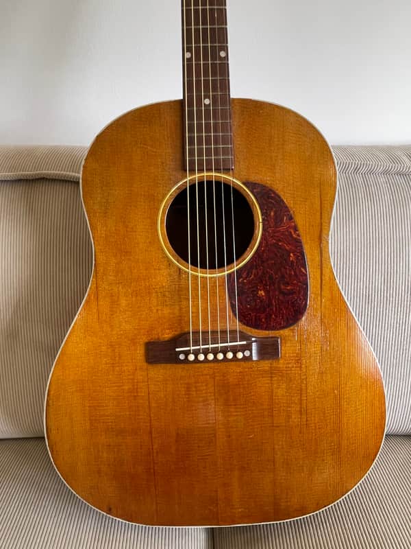 Gibson J-50