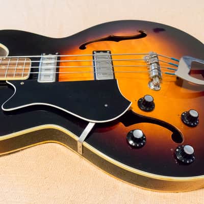 Hagstrom C-1 Concord Electric Bass  - 1966 or '67, Gloss Tobacco Sunburst - Left Handed, Lefty image 3