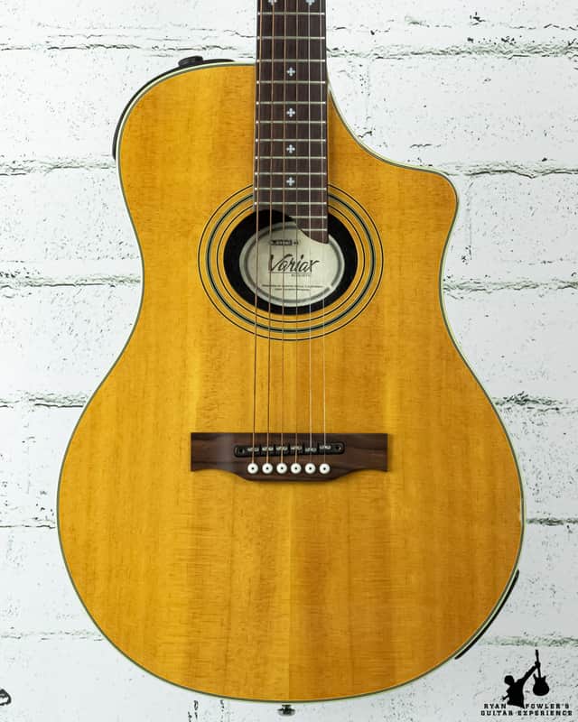 Line 6 Variax 700 Natural w/ Gigbag image 1