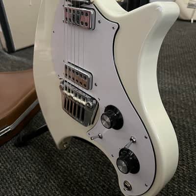 Ovation Breadwinner 1973 - White image 10