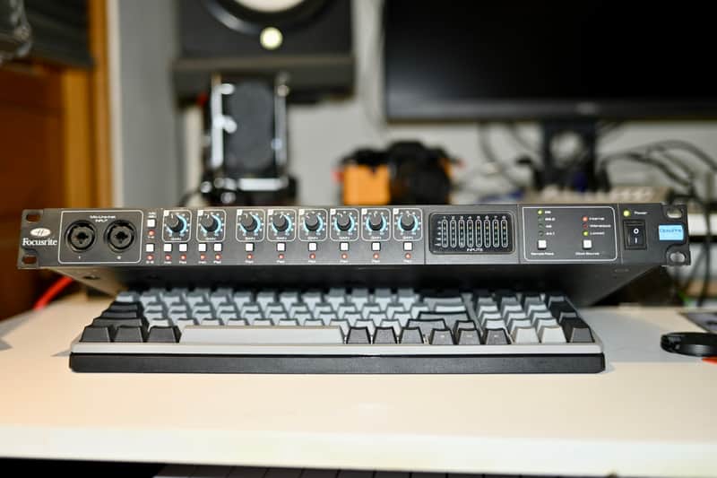 Focusrite OctoPre MkII 2010s - Black image 1