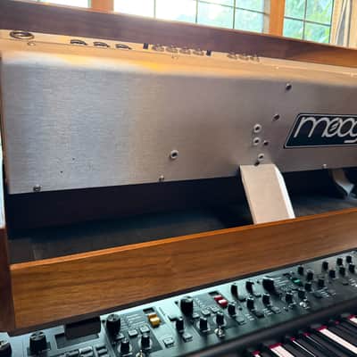 Moog Minimoog Model D Reissue 44-Key Monophonic Synthesizer (2016) 2016 - 2017 - Black / Wood image 14
