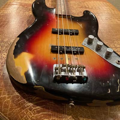 Fender Custom Shop Jaco Pastorius Tribute Jazz Bass Relic 1999 - 2019 - 3-Color Sunburst image 3