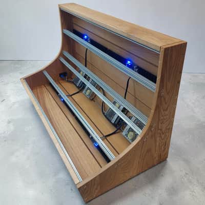 13U / 168hp Eurorack case MARIA • Oak • Powered image 2