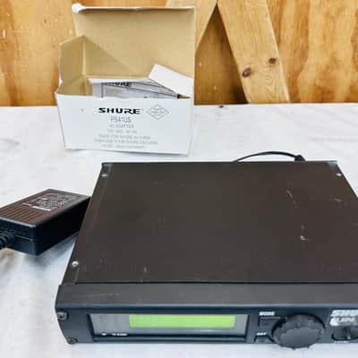 Shure ULXP4 J1 554-590 Mhz Wireless Microphone Receiver W/Shure Power Supply image 4