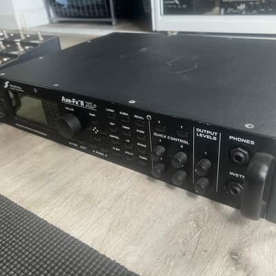 Fractal Audio Axe-FX II XL+ with MFC-101 Controller image 2