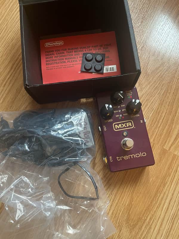 MXR TREMOLO