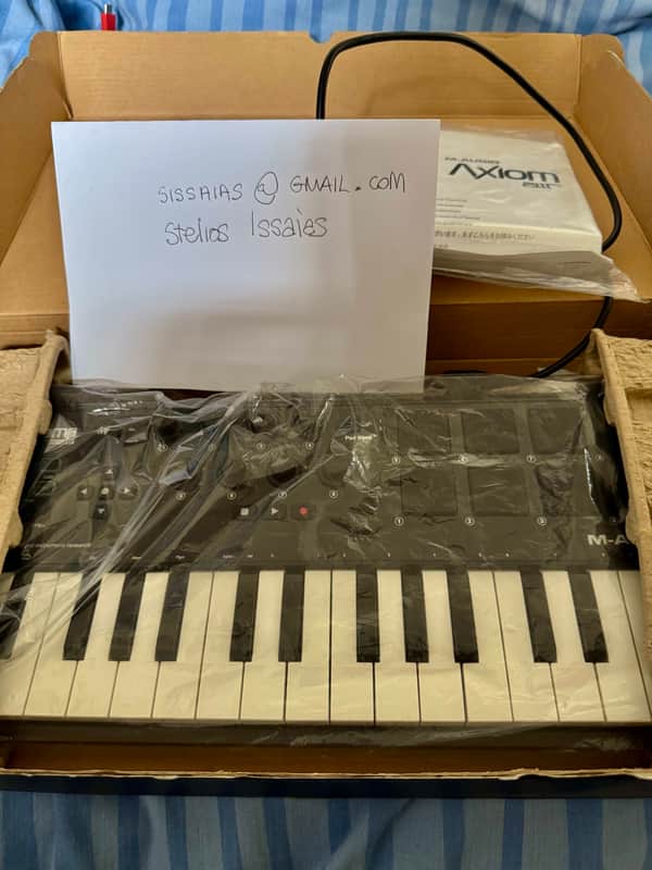 M-Audio Axiom Air Mini 32 Key USB MIDI Keyboard Controller 2010s - Black image 1