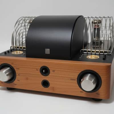 Unison Research - S6 Tube Amplifier 2023 - Black / wooden image 2