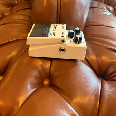 Boss DS-1-WH Distortion 2024 - Metallic White image 3