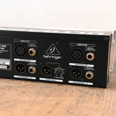 Behringer ULTRAGRAPH PRO FBQ3102 Dual 31-Band Graphic Equalizer CG01NNK image 9