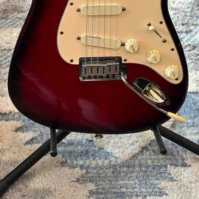 Fender Stratocaster Deluxe Plus 1989- Crimson Frost image 6