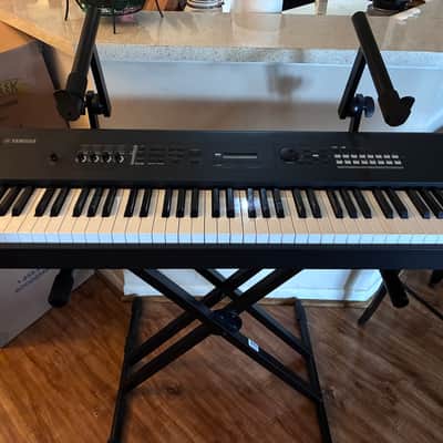 Yamaha MX88 Synthesizer 2017 - Present - Black