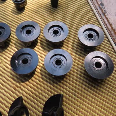 DAKA WARE CHICAGO EH BIG MUFF KNOB COLLECTION 15 KNOBS VINTAGE ORIGINAL image 5