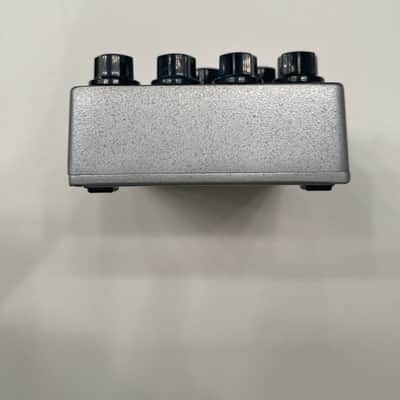 Tech 21 NYC U.S. Steel Distortion SansAmp Character Series Guitar Effect Pedal image 6
