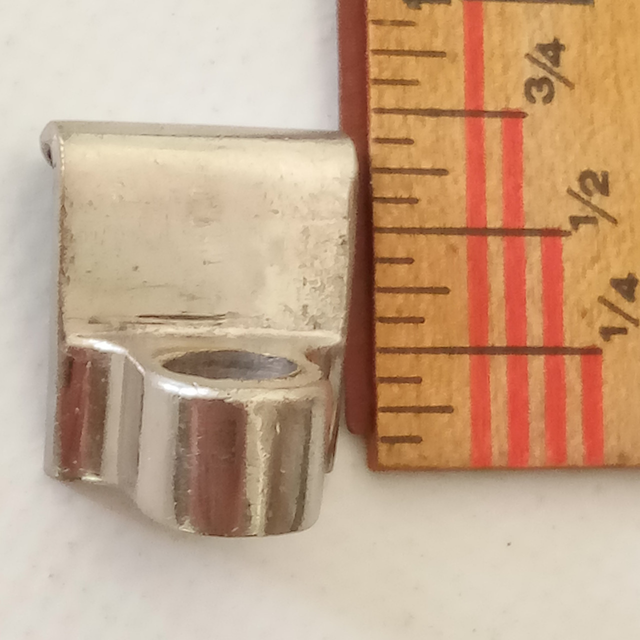 Solid Die-Cast Tension T-Rod Clip Nickel Rim Snare Drum Early American Vintage — main photograph