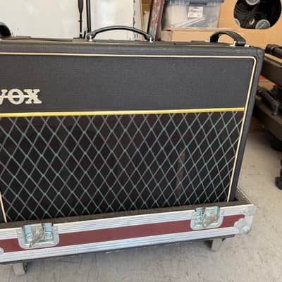 1965 Original Vox AC-30/6 Twin Top Boost 3-Channel 30-Watt 2x12" Guitar Combo - Black with Black Diamond Cloth image 1