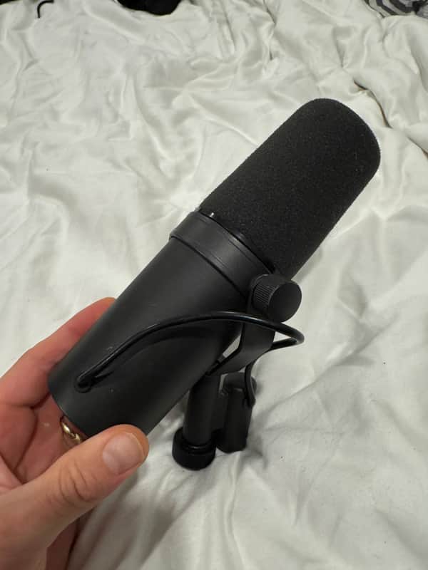 Shure SM7B Cardioid Dynamic Microphone 2001 - Present - Black image 1