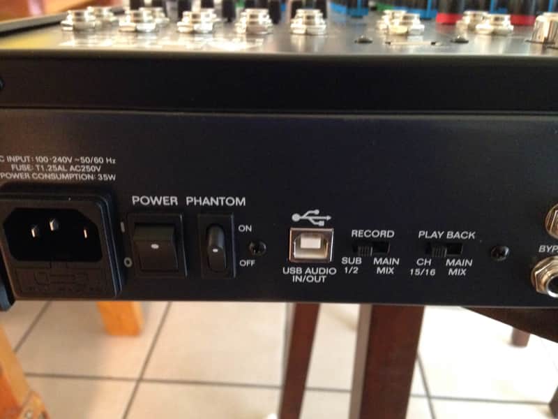 Alto Professional Live 1604 16 chan mixer w/ DSP effects NEW | Reverb