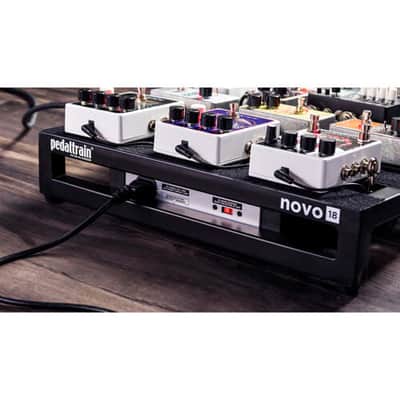 Electro-Harmonix MOP-10D Isolated Power Supply- Black image 5