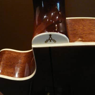 Alvarez 5080 N Artist "Natural Fusion" System 500 Spruce/Mahogany Excellent Condition Plastic OHSC image 7