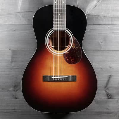 Eastman Guitars E1P-DLX-SB Parlor Size Acoustic w/ LR Baggs Pickup image 1