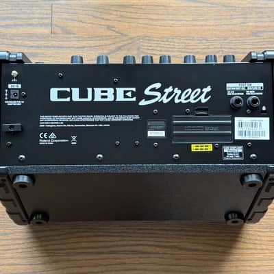 Roland Cube Street 2-Channel 2x2.5-Watt 2x6.5" Guitar Combo 2007 - 2021 - Black image 5
