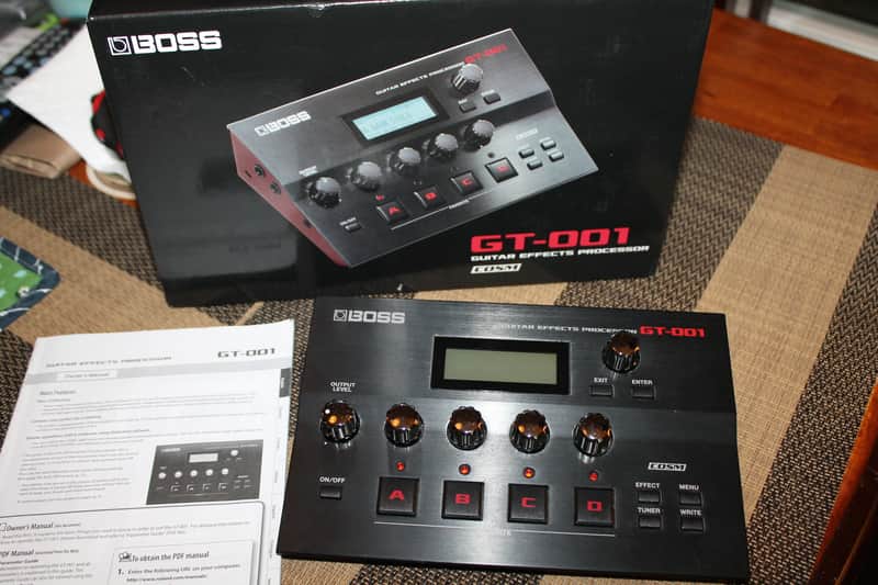Boss GT-001 Guitar Effects Processor